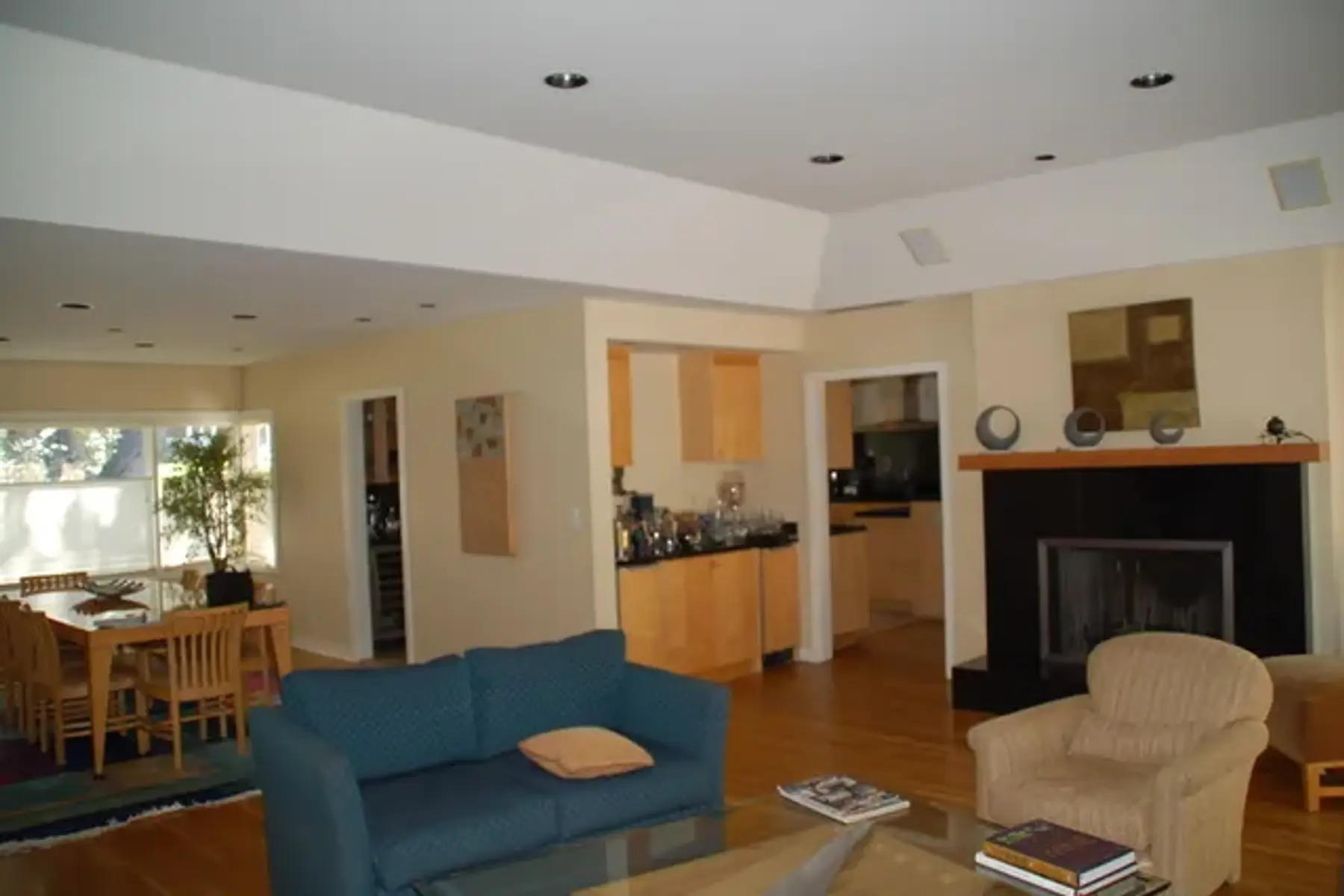 Padres Drive — reimagined living space with modern lighting and layered millwork
